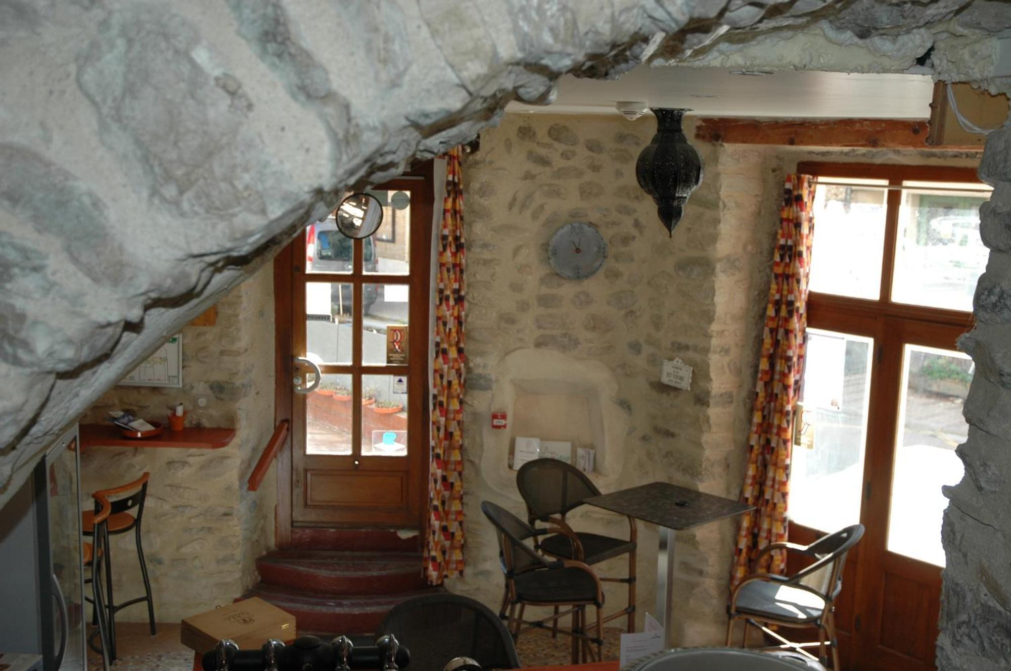 Le Dauphine Hotel Châtillon-en-Diois Buitenkant foto