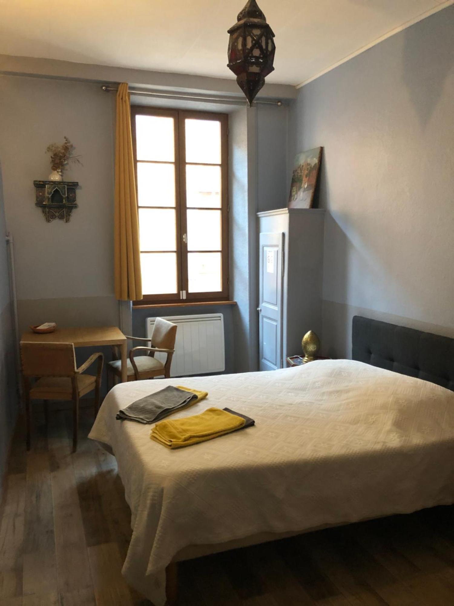 Le Dauphine Hotel Châtillon-en-Diois Buitenkant foto