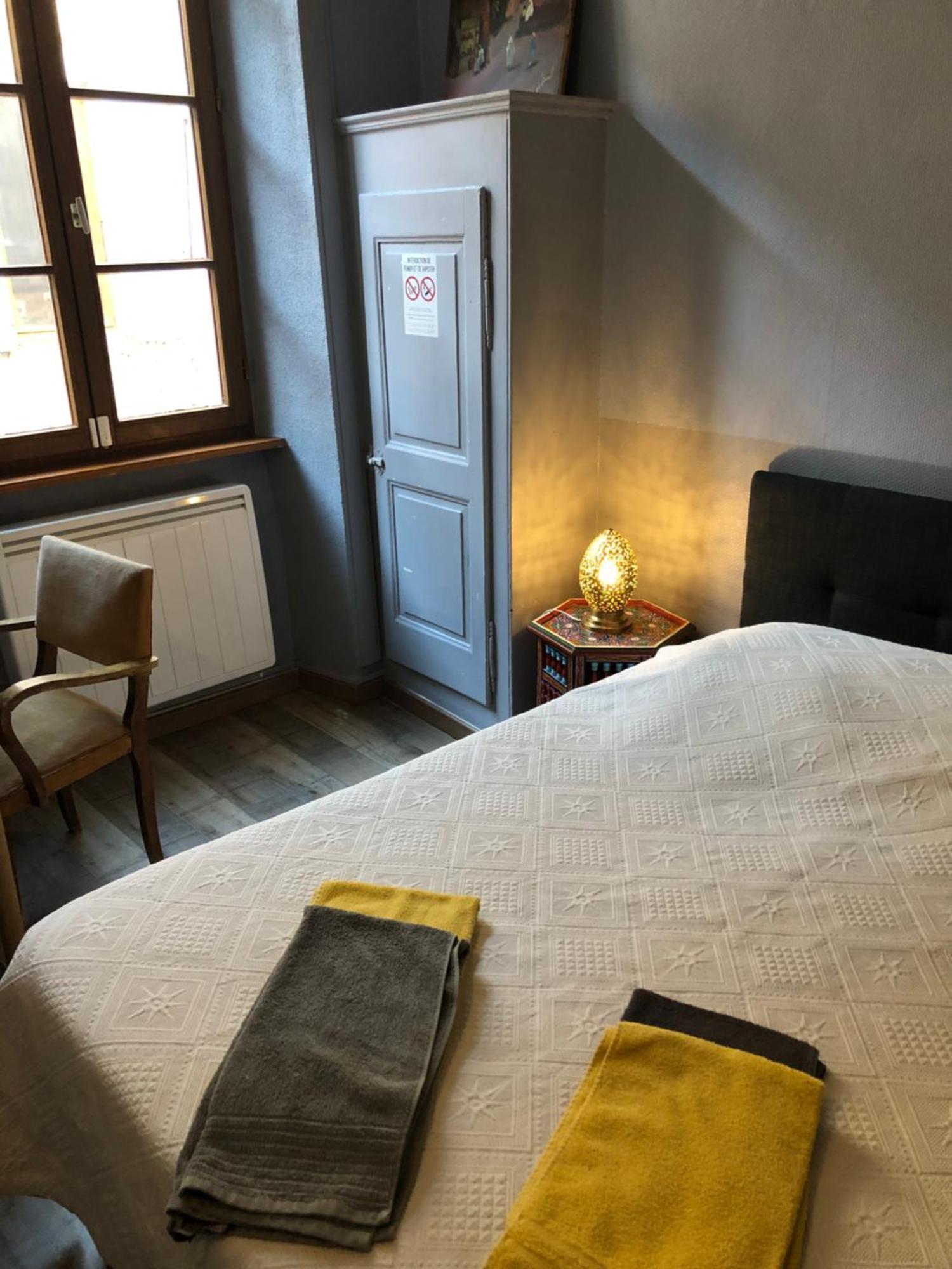 Le Dauphine Hotel Châtillon-en-Diois Buitenkant foto