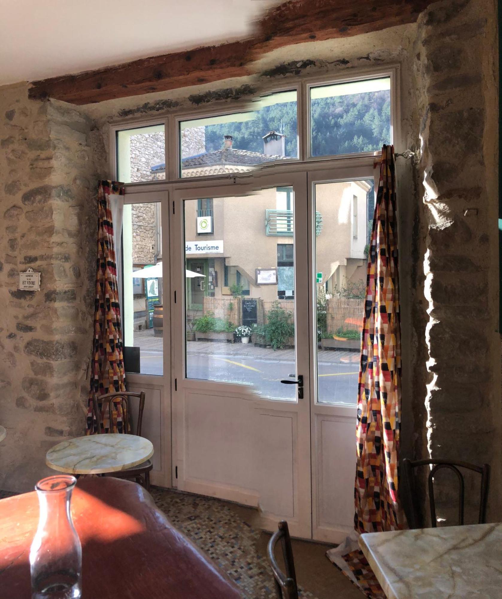 Le Dauphine Hotel Châtillon-en-Diois Buitenkant foto