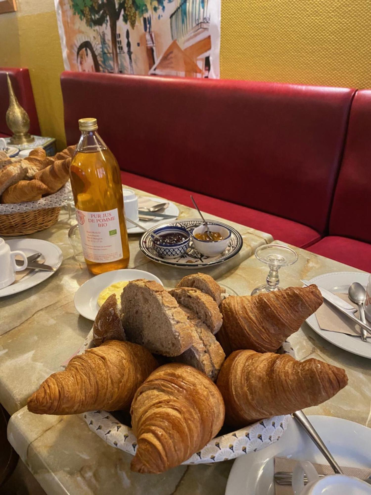 Le Dauphine Hotel Châtillon-en-Diois Buitenkant foto