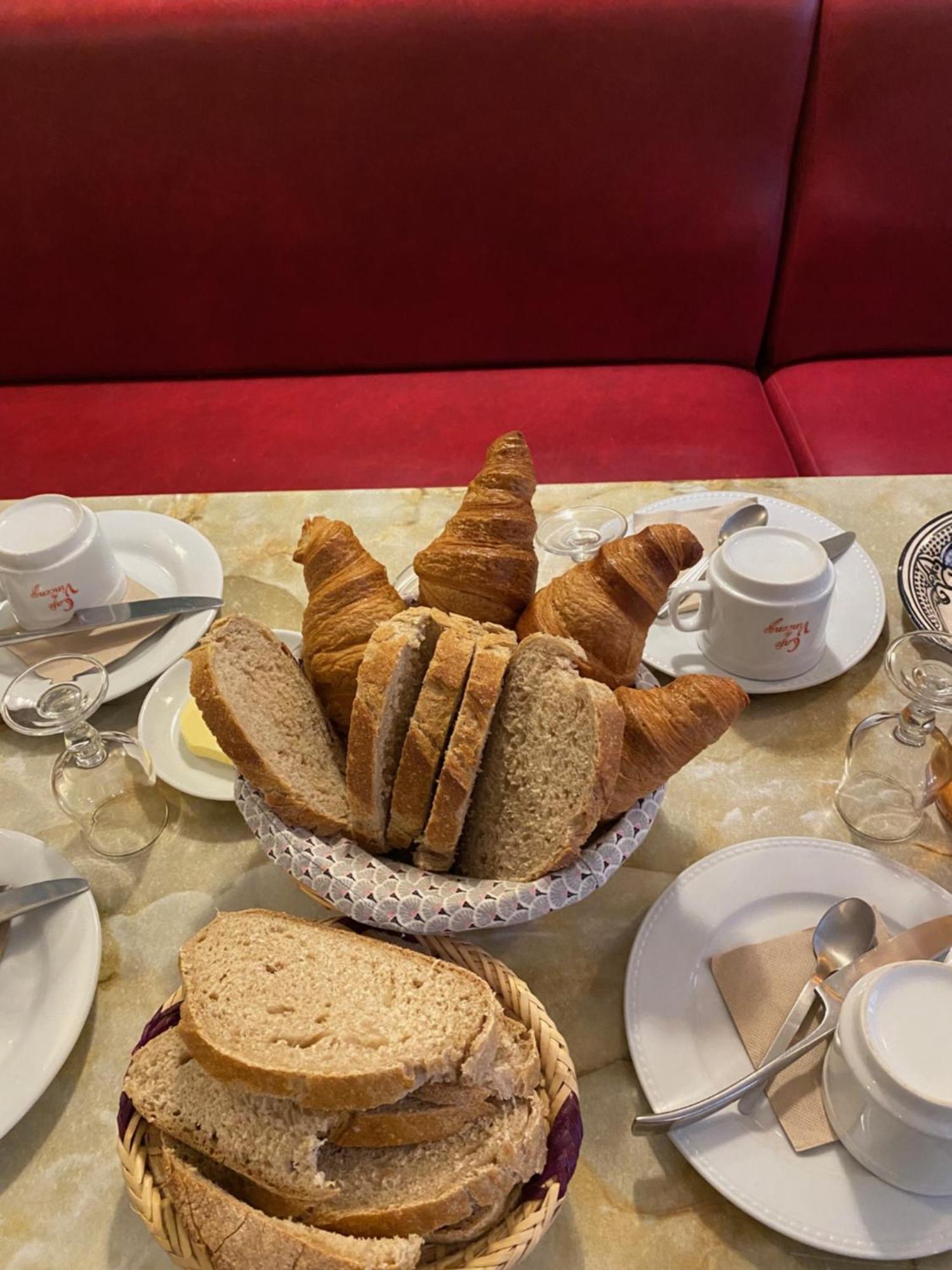 Le Dauphine Hotel Châtillon-en-Diois Buitenkant foto
